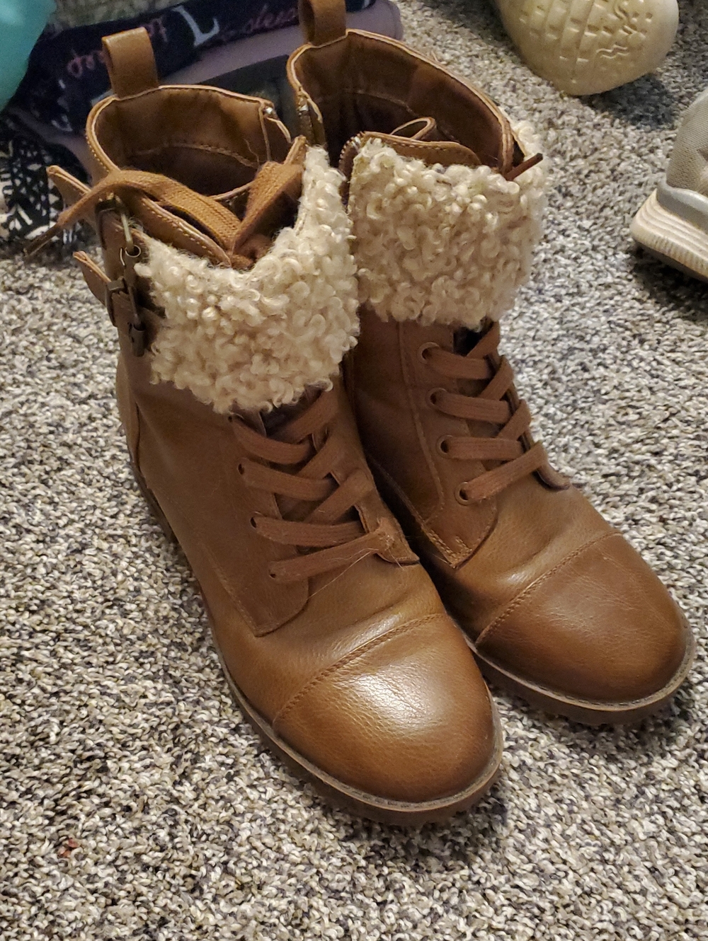 Women's Tan Faux Leather Lace-Up Ankle Boots with Sherpa Collar